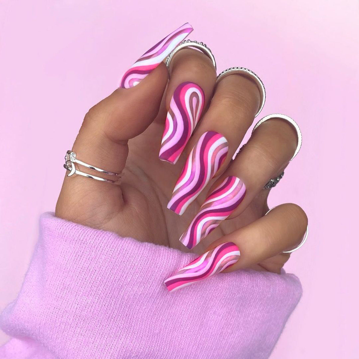 Artistic Wearable Nails